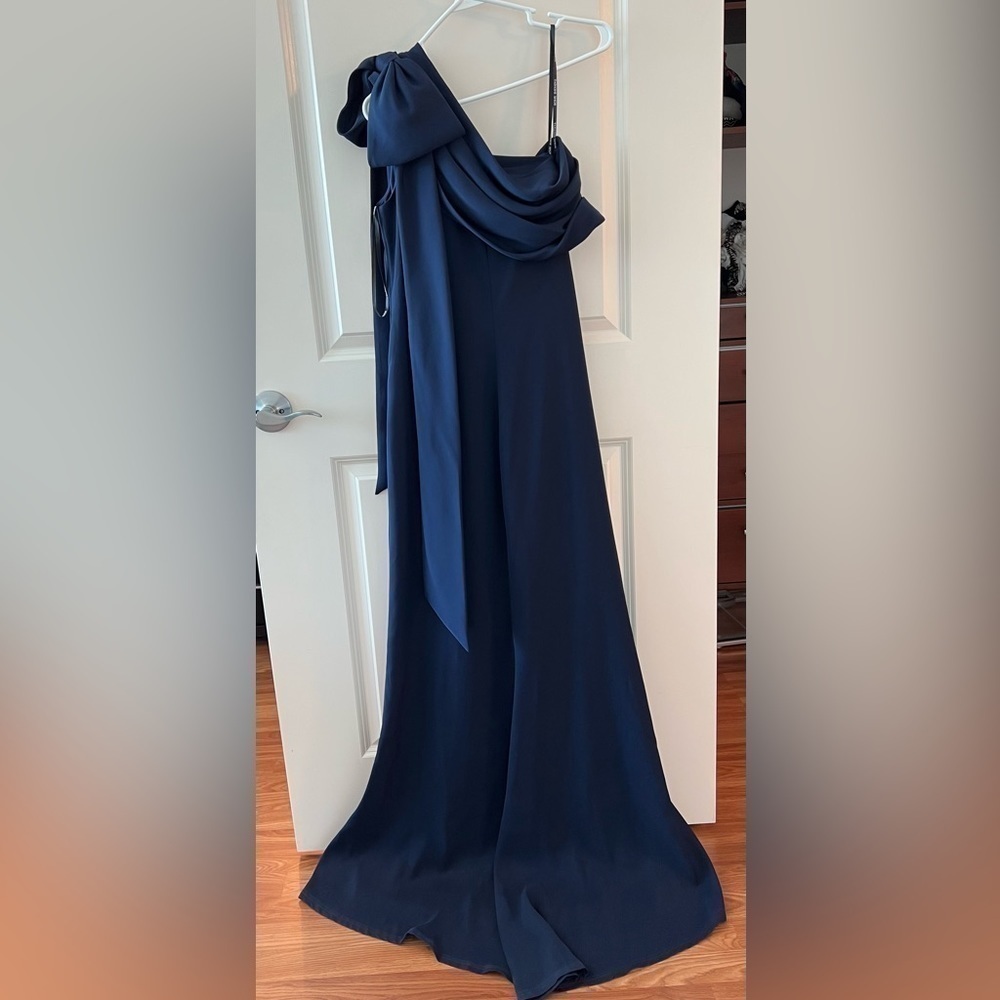 Tadashi Shoii Taffeta Bow One Shoulder Crepe Gown NWT - Picture 10 of 16